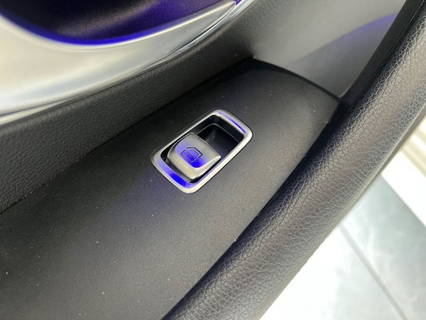 Used Mercedes-Benz E-Class 2018 for sale - 75384301: Photo 44