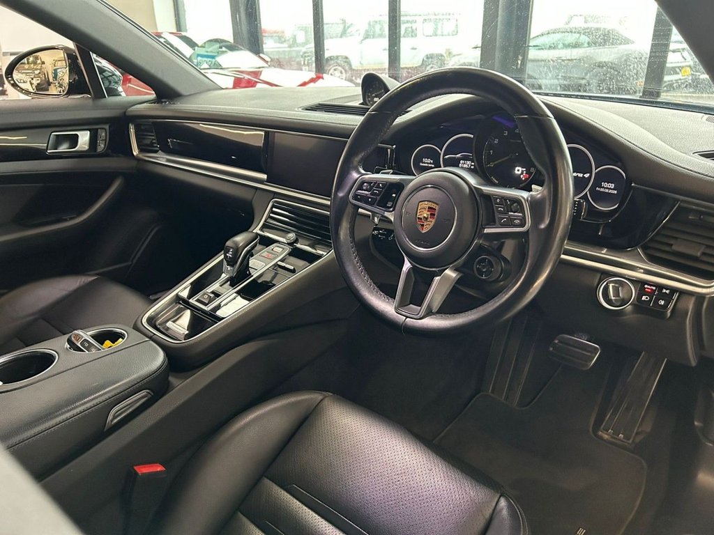 Used Porsche Panamera 2019 for sale - 77627397: Photo 3