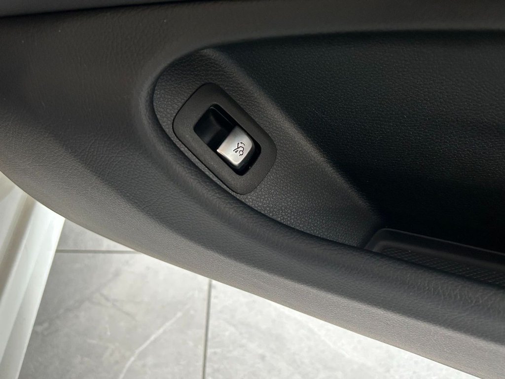 Used Mercedes-Benz C Class 2019 for sale - 78097004: Photo 23