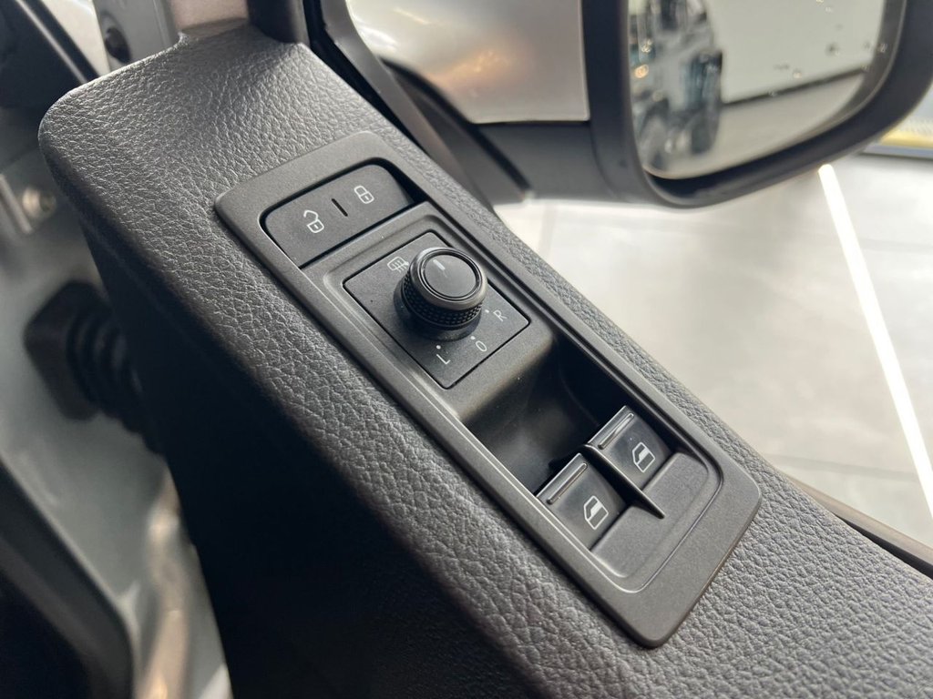 Used Volkswagen Transporter 2019 for sale - 77369030: Photo 26