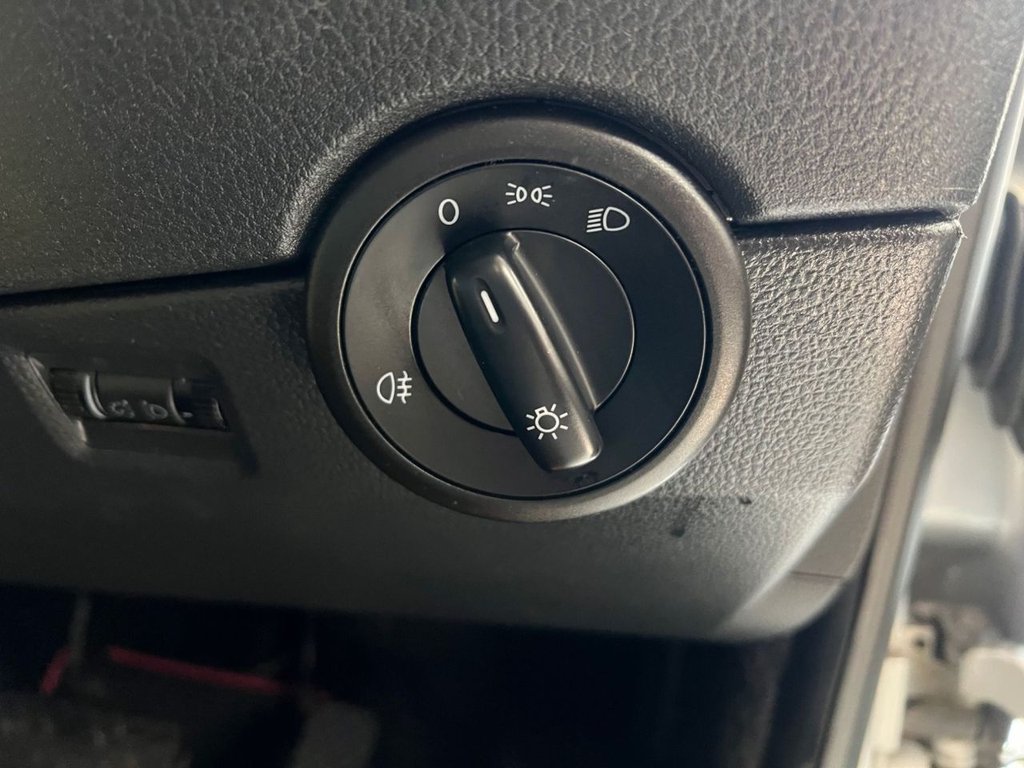 Used Volkswagen Transporter 2019 for sale - 77369030: Photo 32