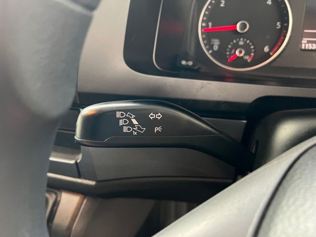 Used Volkswagen Transporter 2019 for sale - 77369030: Photo 36