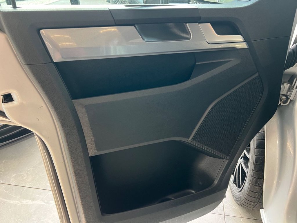 Used Volkswagen Transporter 2019 for sale - 77369030: Photo 49