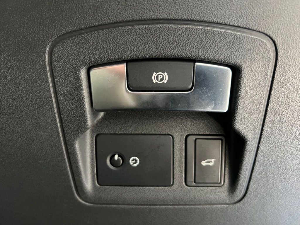 Used Land Rover Range Rover Velar 2018 for sale - 75962019: Photo 46