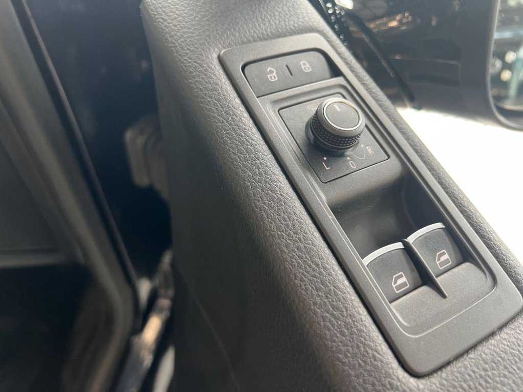 Used Volkswagen Caravelle 2016 for sale - 77421731: Photo 23