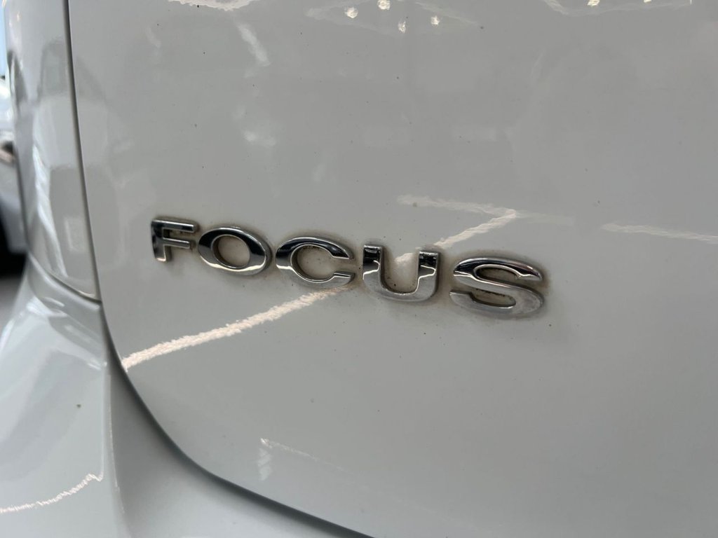 Used Ford Focus 2010 for sale - 77608737: Photo 21