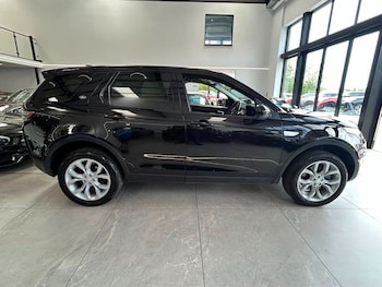Used Land Rover Discovery Sport 2018 for sale - 78663788: Photo