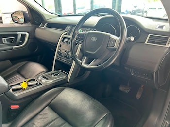 Used Land Rover Discovery Sport 2018 for sale - 78663788: Photo