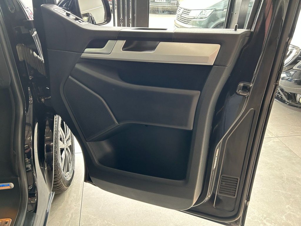 Used Volkswagen Caravelle 2018 for sale - 78200323: Photo 26