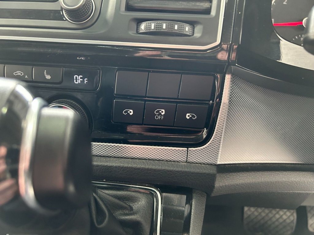 Used Volkswagen Caravelle 2018 for sale - 78200323: Photo 41