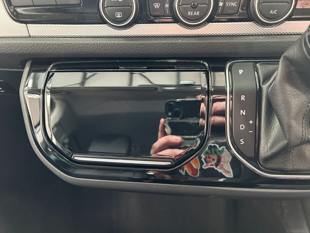 Used Volkswagen Caravelle 2018 for sale - 78200323: Photo 43