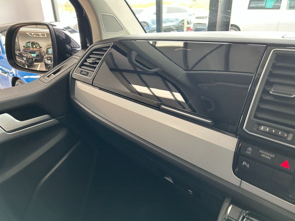 Used Volkswagen Caravelle 2018 for sale - 78200323: Photo 48