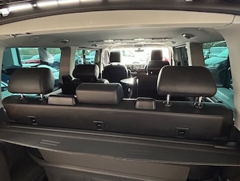 Used Volkswagen Caravelle 2018 for sale - 78200323: Photo