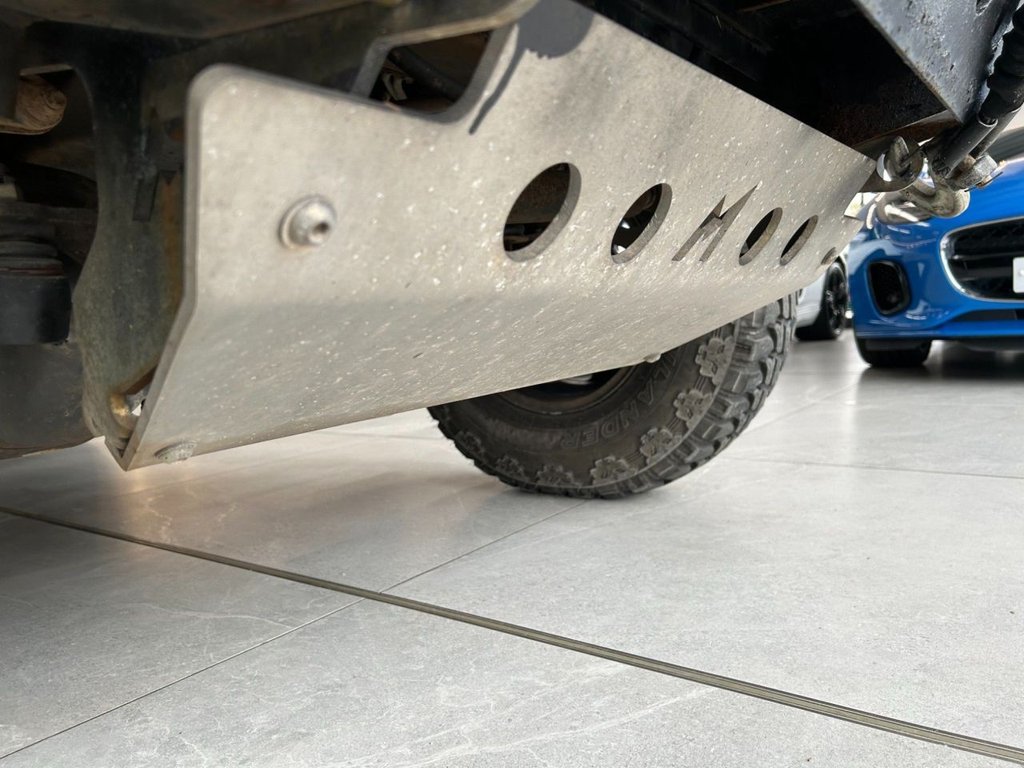 Used Land Rover Defender 2012 for sale - 77820821: Photo 21