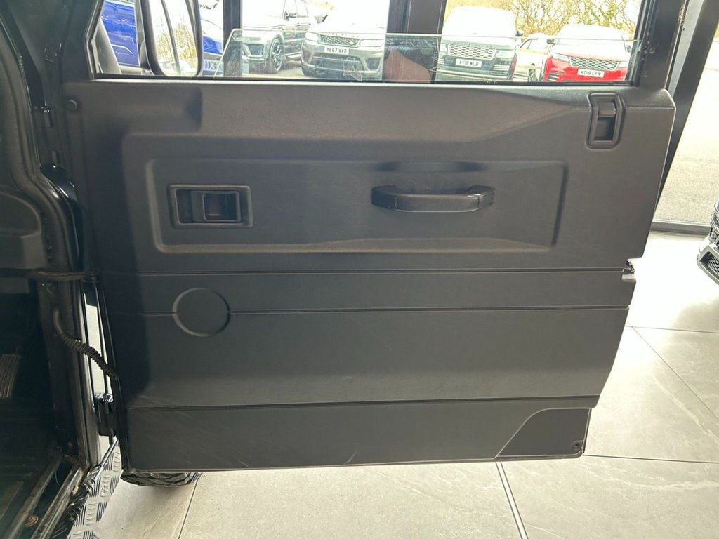 Used Land Rover Defender 2012 for sale - 77820821: Photo 35