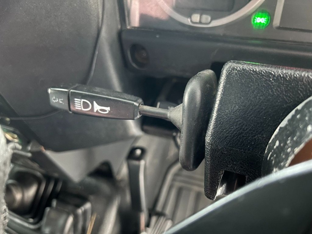 Used Land Rover Defender 2012 for sale - 77820821: Photo 43