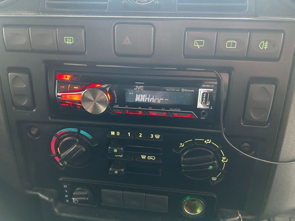 Used Land Rover Defender 2012 for sale - 77820821: Photo 45