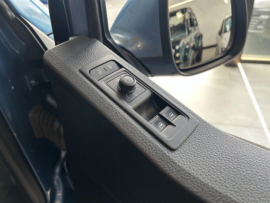 Used Volkswagen Transporter Shuttle 2016 for sale - 78074151: Photo 31