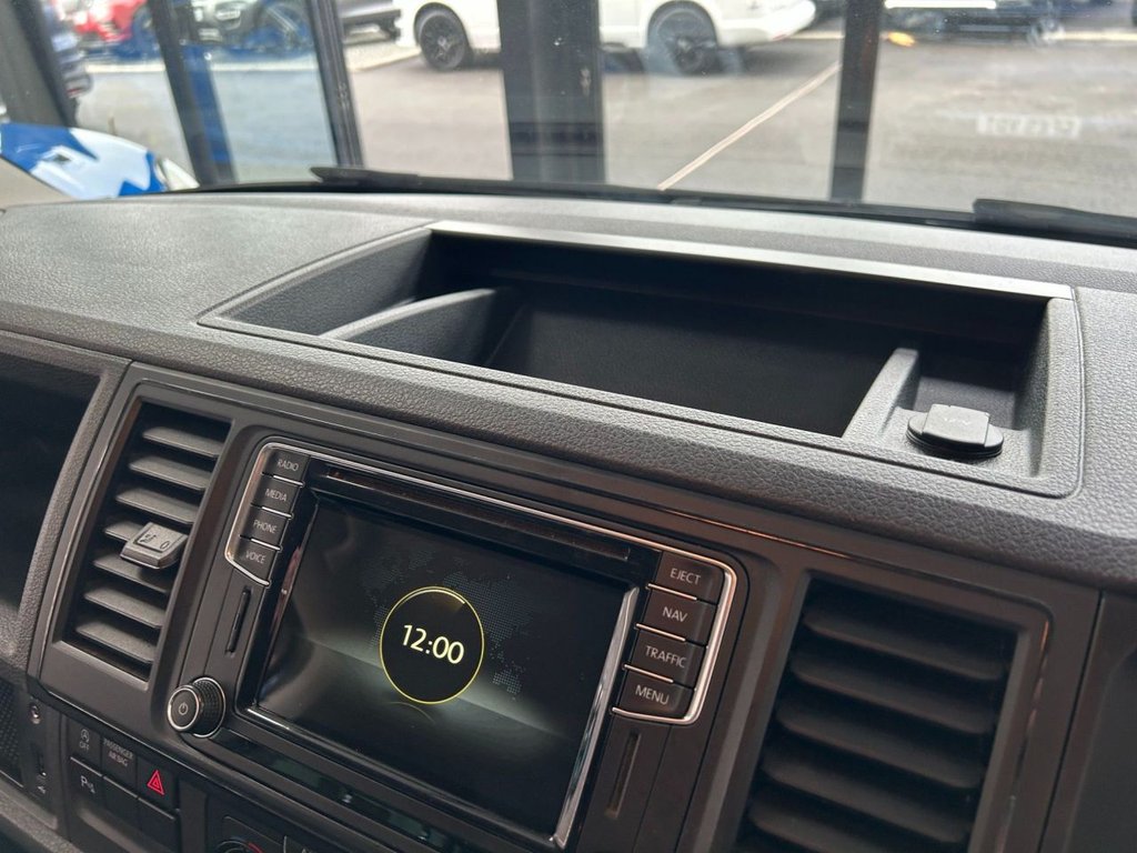 Used Volkswagen Transporter Shuttle 2016 for sale - 78074151: Photo 43