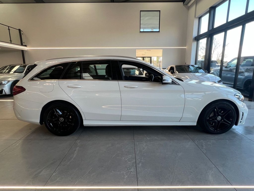 Used Mercedes-Benz C Class 2018 for sale - 77263064: Photo 2