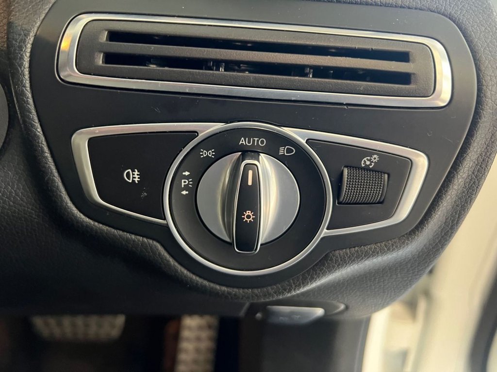 Used Mercedes-Benz C Class 2018 for sale - 77263064: Photo 31