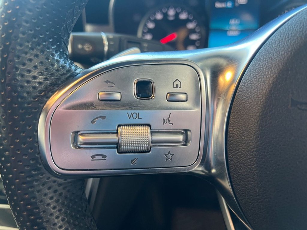 Used Mercedes-Benz C Class 2018 for sale - 77263064: Photo 34