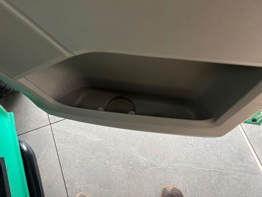 Used Volkswagen Transporter 2017 for sale - 77534767: Photo 24