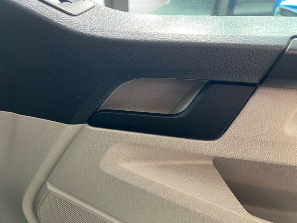 Used Volkswagen Transporter 2017 for sale - 77534767: Photo 26