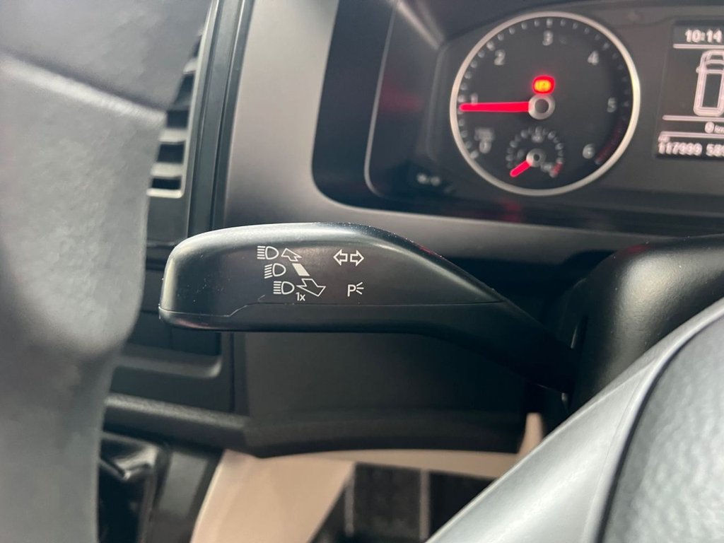 Used Volkswagen Transporter 2017 for sale - 77534767: Photo 28