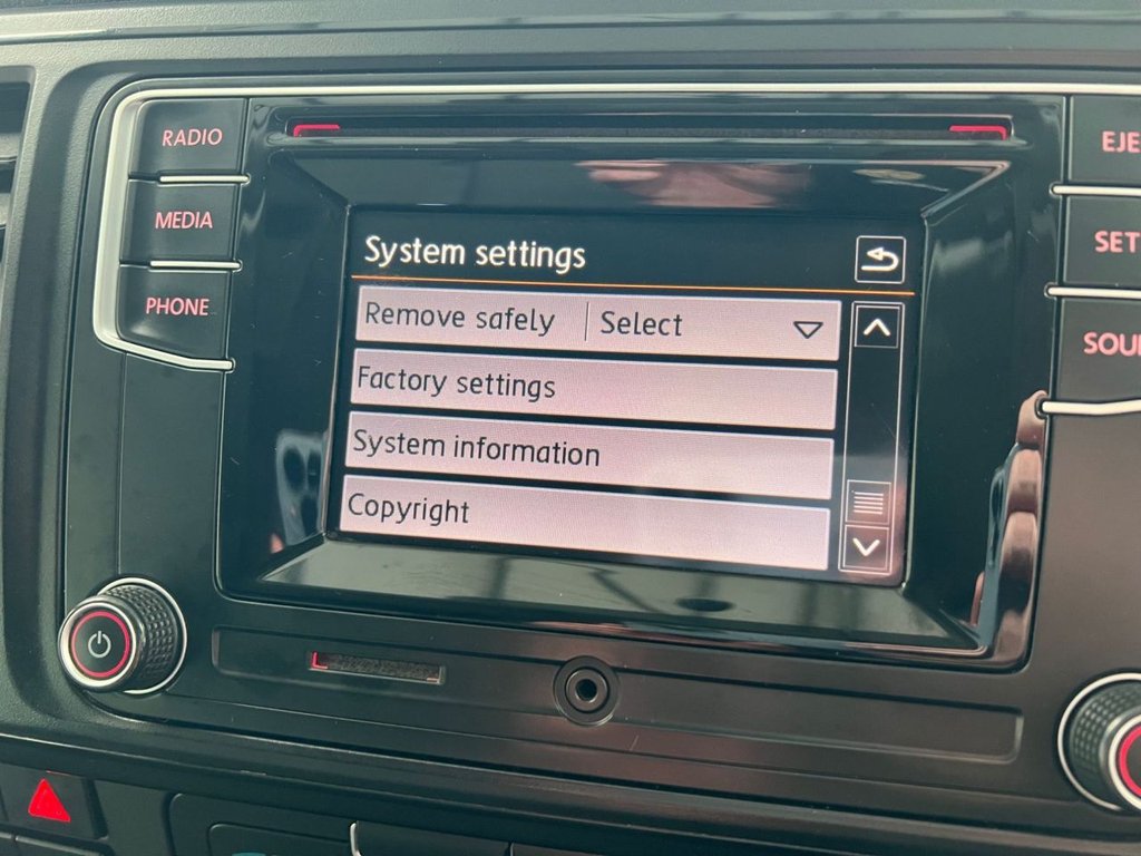 Used Volkswagen Transporter 2017 for sale - 77534767: Photo 40