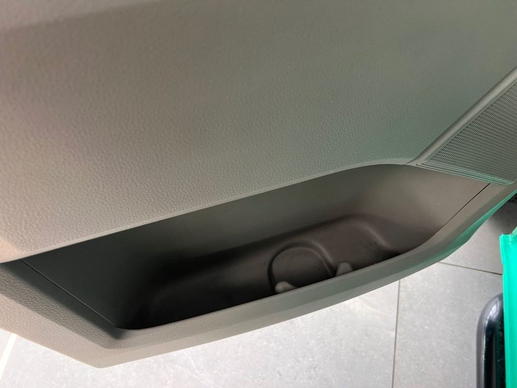 Used Volkswagen Transporter 2017 for sale - 77534767: Photo 46