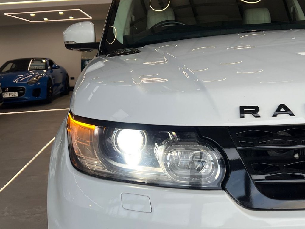 Used Land Rover Range Rover Sport 2014 for sale - 76934635: Photo 17