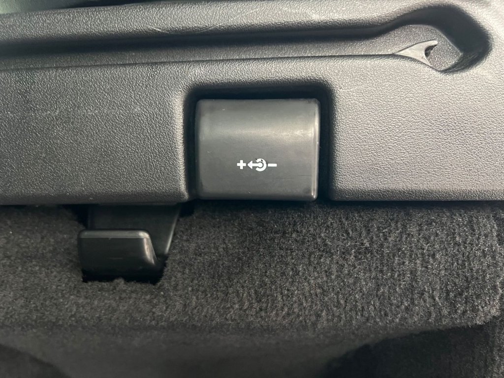 Used Land Rover Range Rover Sport 2018 for sale - 76604614: Photo 26