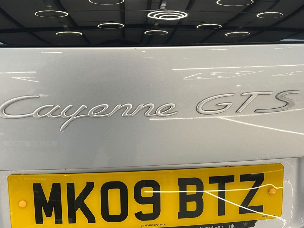 Used Porsche Cayenne 2009 for sale - 76740482: Photo 11