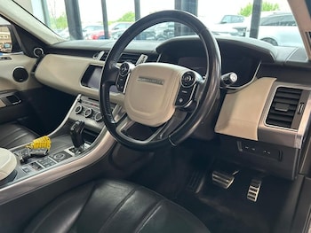 Used Land Rover Range Rover Sport 2017 for sale - 78487460: Photo