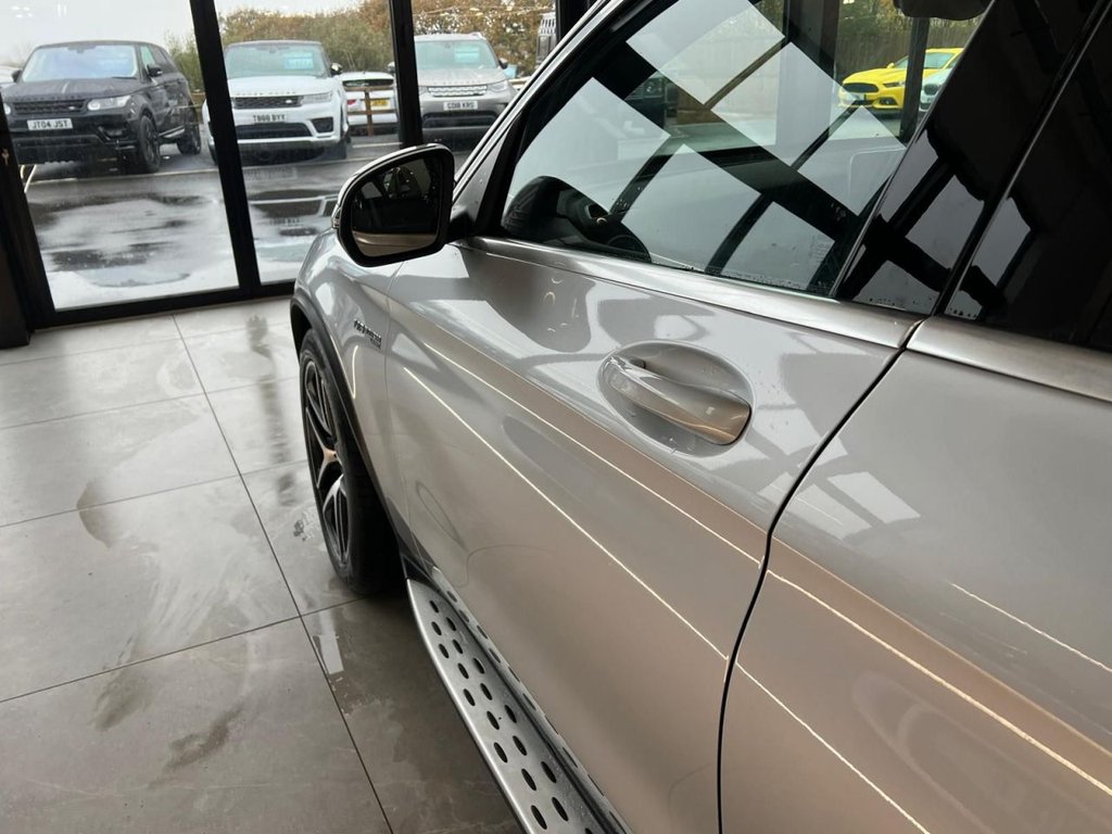 Used Mercedes-Benz GLC 2020 for sale - 76481727: Photo 28