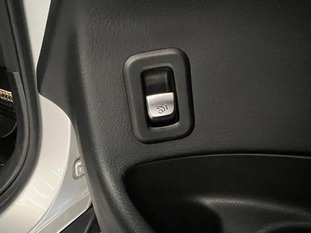 Used Mercedes-Benz GLC 2020 for sale - 76481727: Photo 33