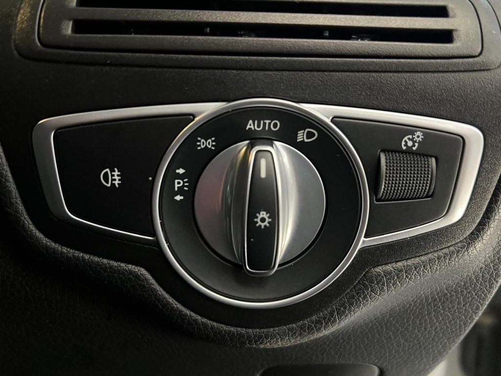 Used Mercedes-Benz GLC 2020 for sale - 76481727: Photo 37