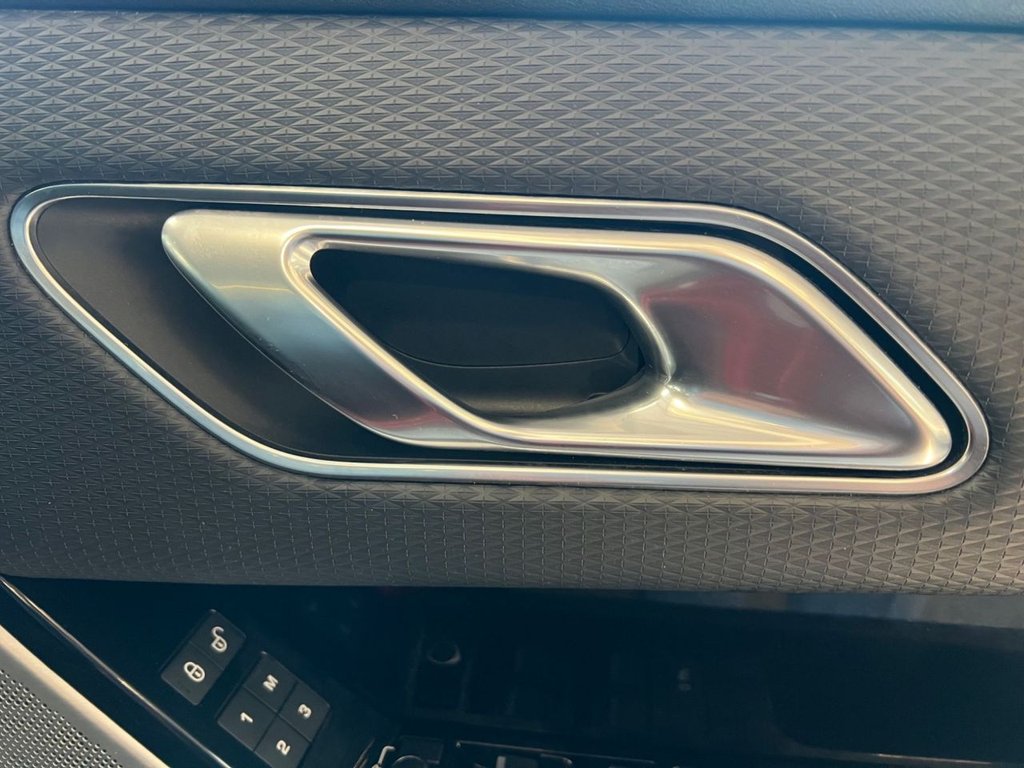 Used Land Rover Range Rover Velar 2018 for sale - 76711638: Photo 34