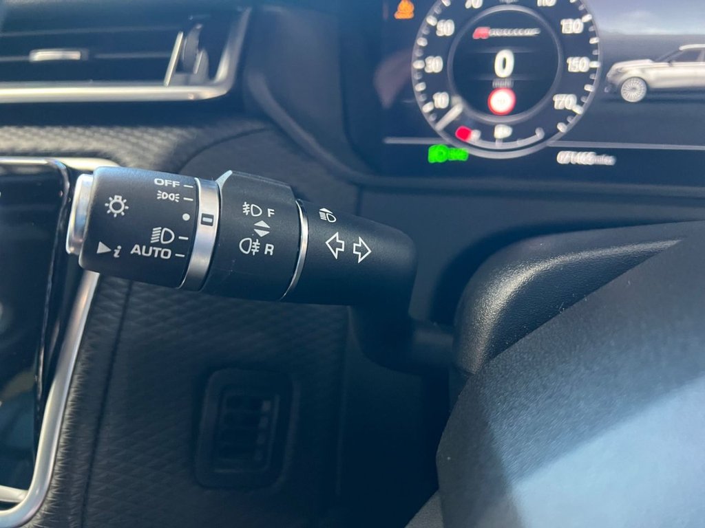 Used Land Rover Range Rover Velar 2018 for sale - 76711638: Photo 40