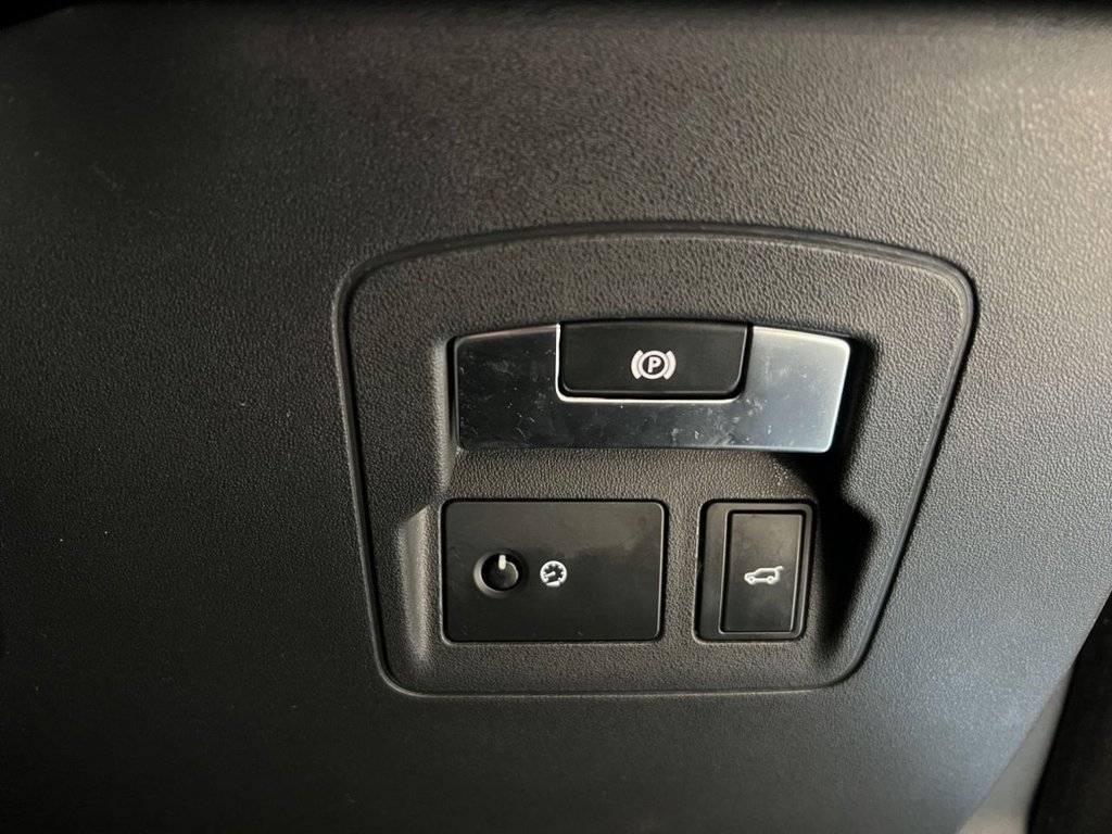 Used Land Rover Range Rover Velar 2018 for sale - 76711638: Photo 42