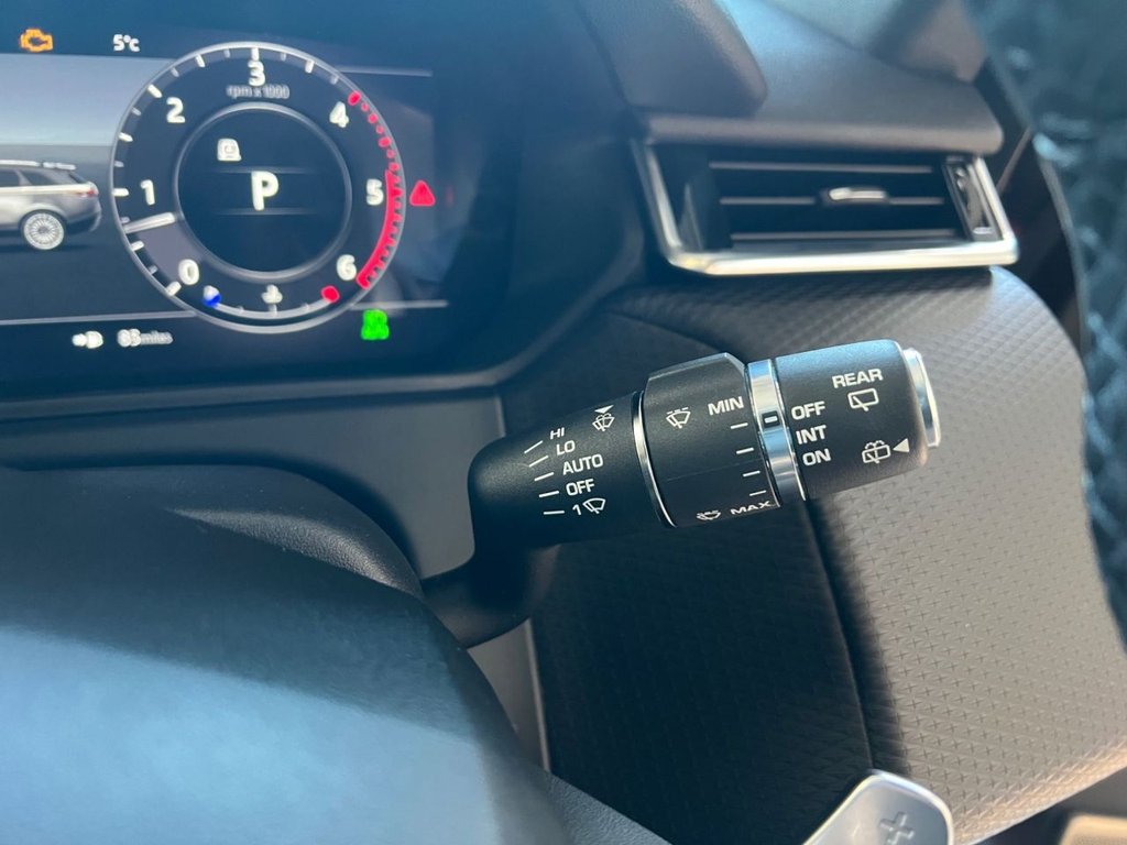 Used Land Rover Range Rover Velar 2018 for sale - 76711638: Photo 44