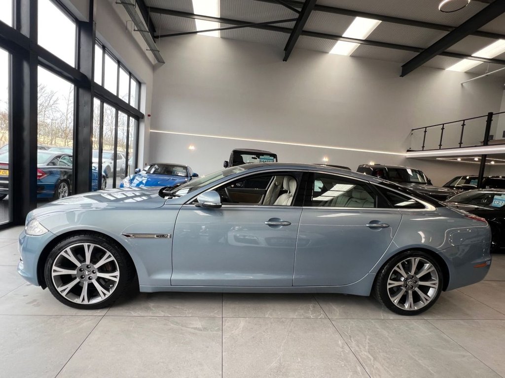 Used Jaguar XJ 2010 for sale - 77583123: Photo 17