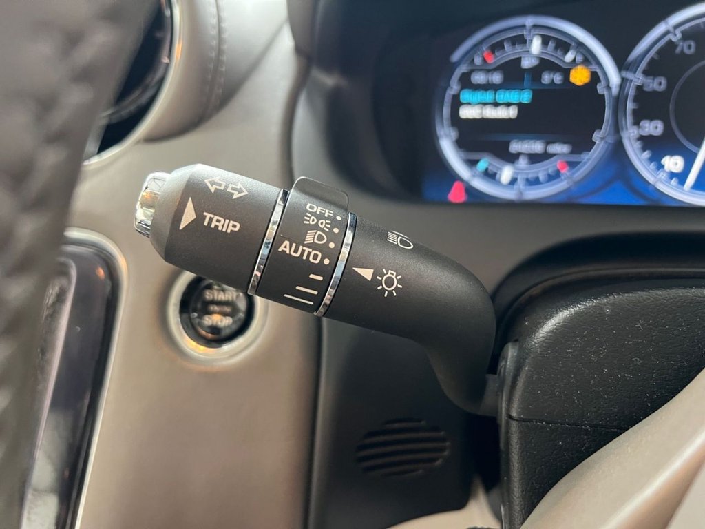 Used Jaguar XJ 2010 for sale - 77583123: Photo 33