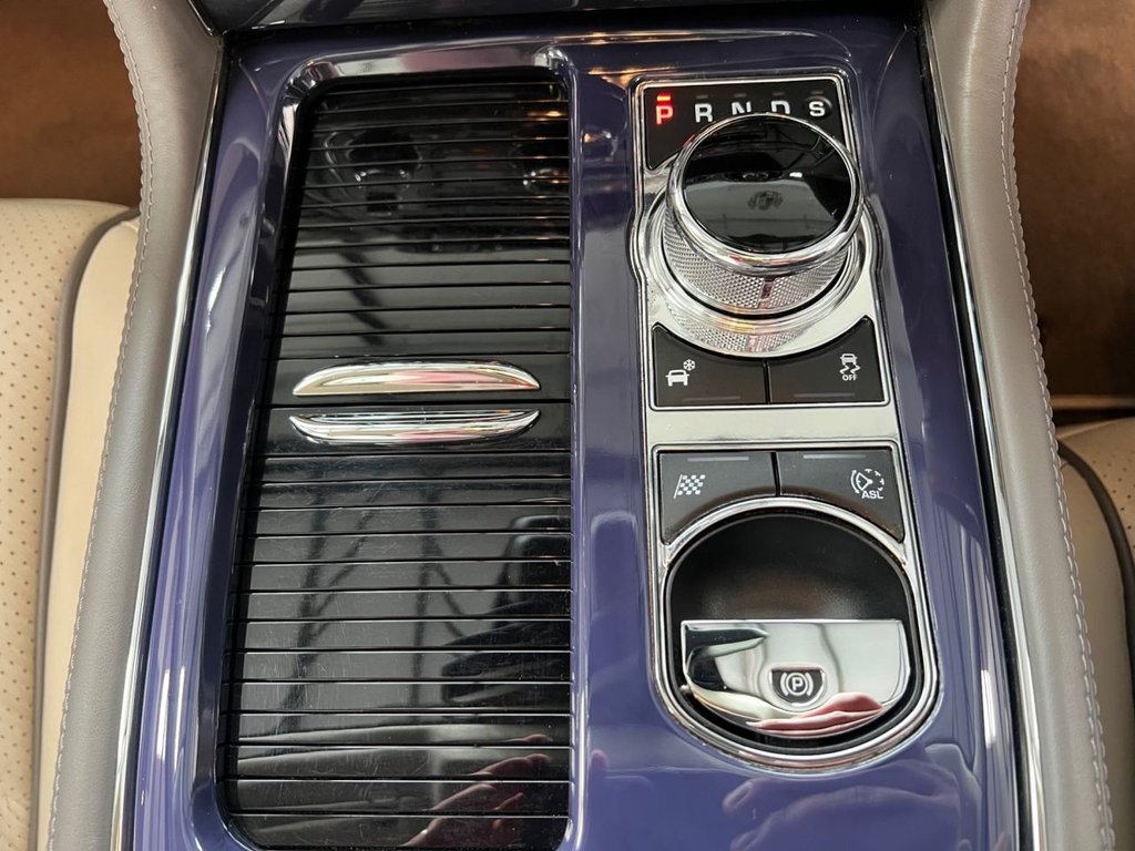 Used Jaguar XJ 2010 for sale - 77583123: Photo 40