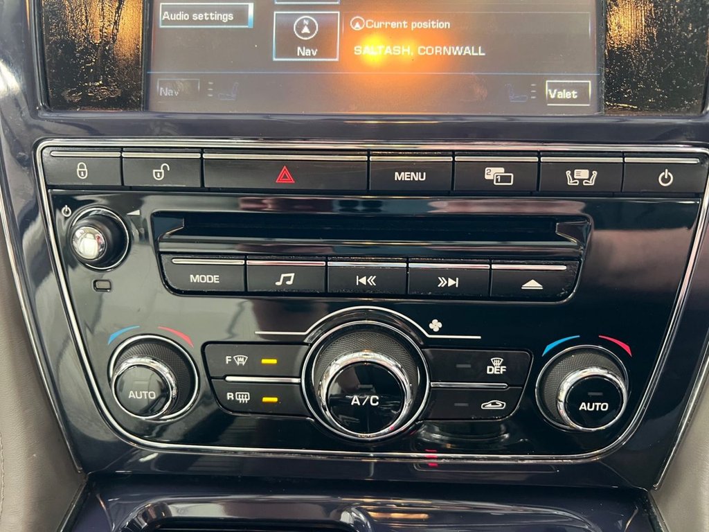 Used Jaguar XJ 2010 for sale - 77583123: Photo 41