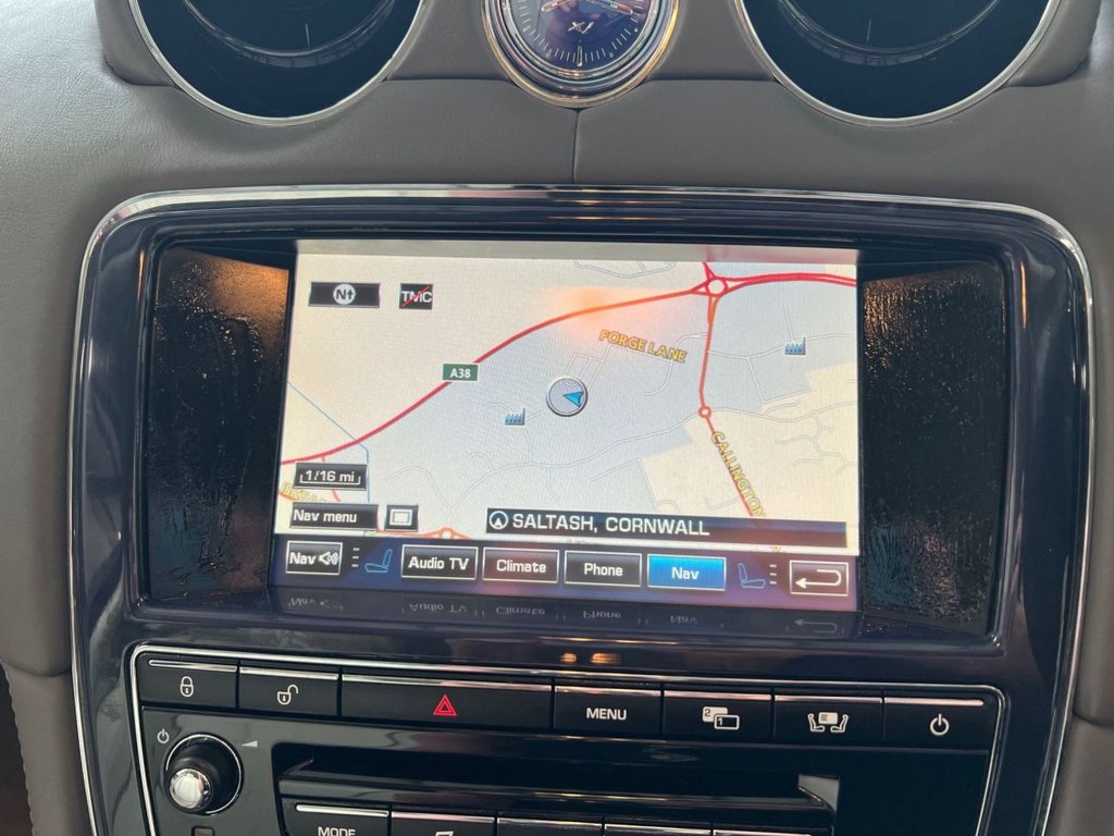 Used Jaguar XJ 2010 for sale - 77583123: Photo 47