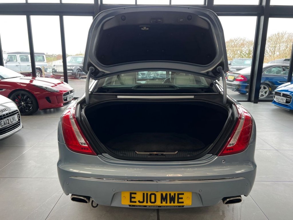 Used Jaguar XJ 2010 for sale - 77583123: Photo 5