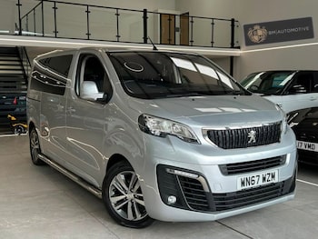 Used Peugeot Traveller 2017 for sale - 79371107: Photo