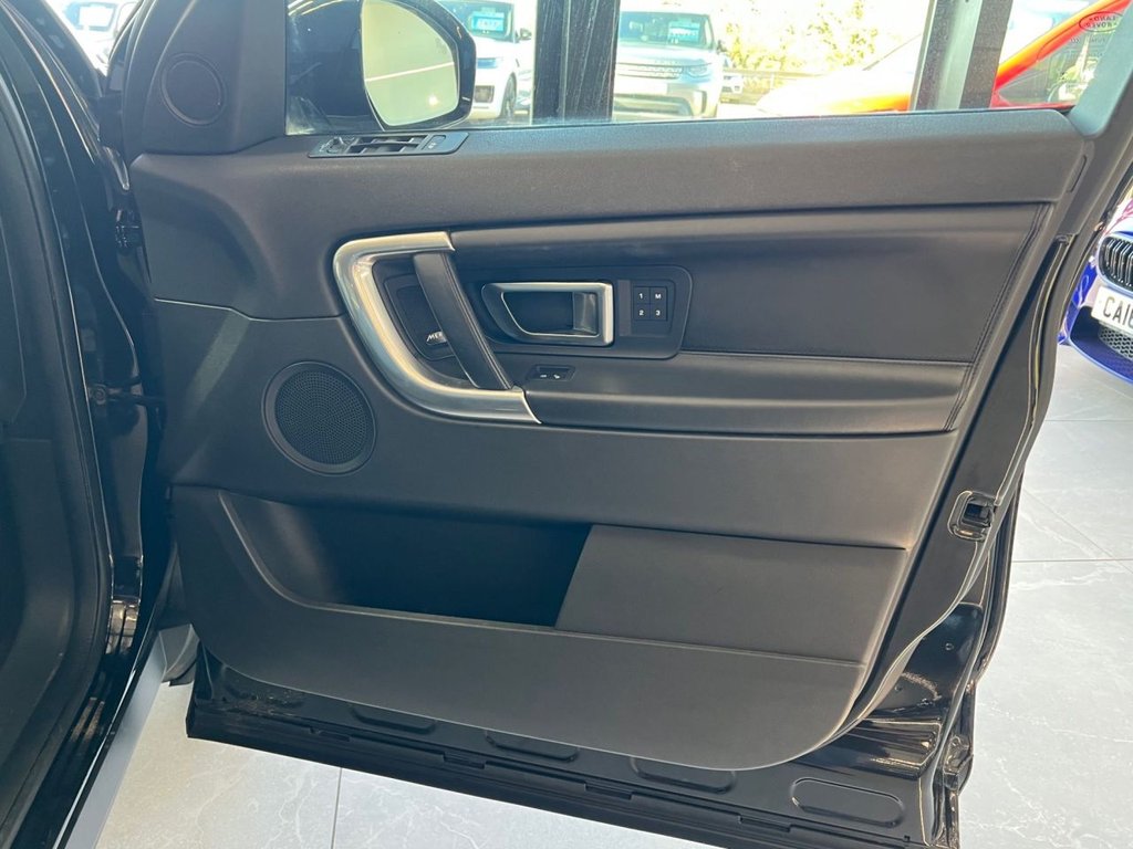 Used Land Rover Discovery Sport 2019 for sale - 76604518: Photo 29